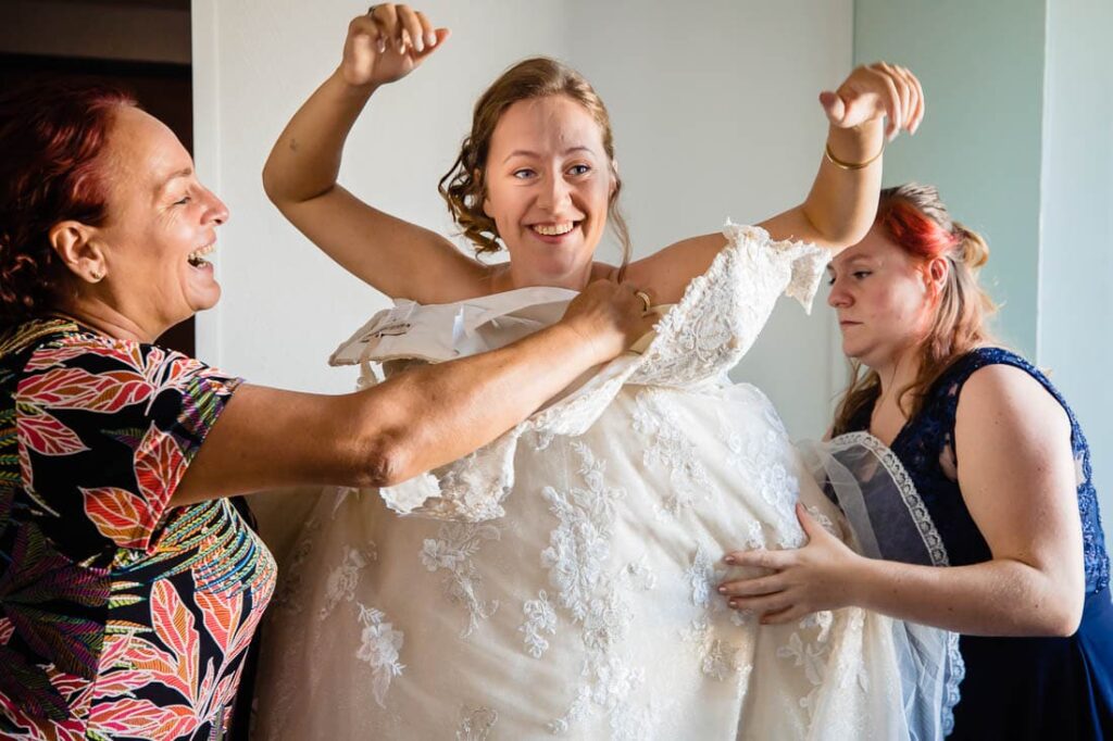 bruidsfotograaf-den-bosch-untitled-28-of-315