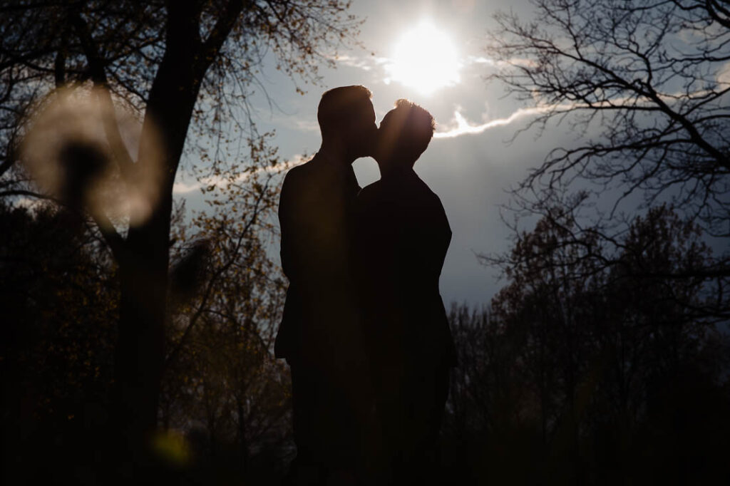 Bruidsfotograaf in Best fotografeerd getrouwd koppel