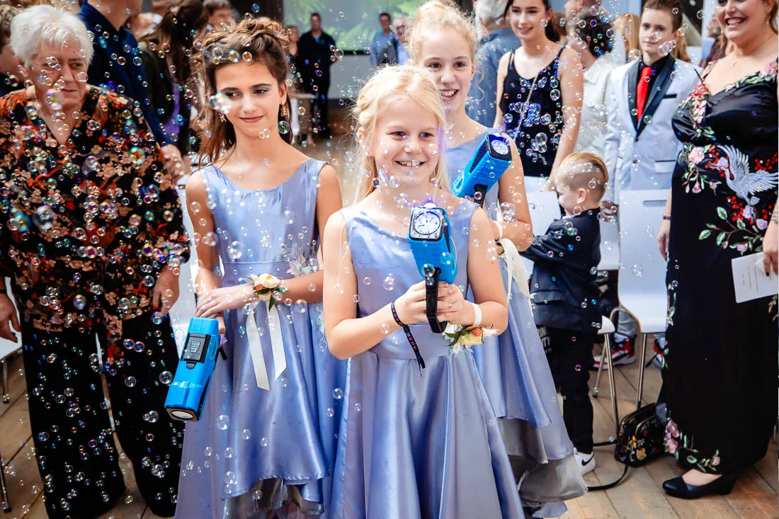 Bruidsmeisjes in Urk